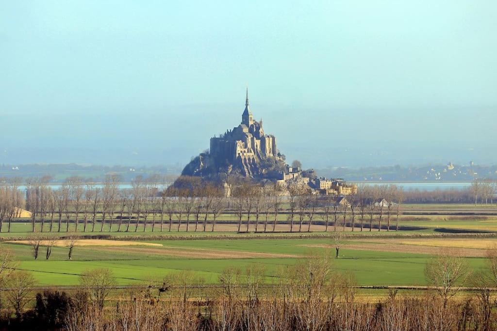 La Vallee Appartement Proche Du Mont Saint Michel Roz-sur-Couesnon Exteriör bild
